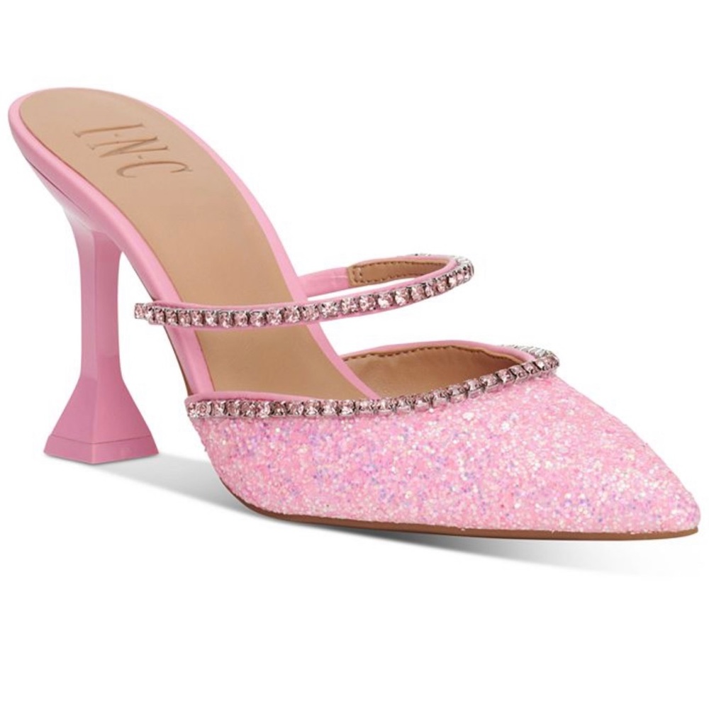 Pink heels
